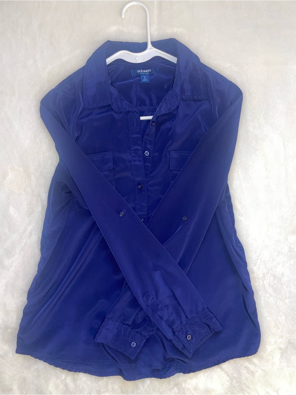 Old Navy Navy Blue Satin Look Button-Down Blouse Classic Office Work Longsleeve - Picture 3 of 11